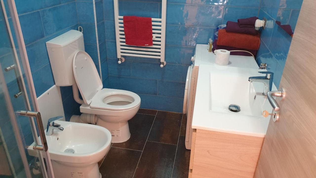 Condominio Ariazzurra S. Bart. San Bartolomeo Al Mare Ngoại thất bức ảnh