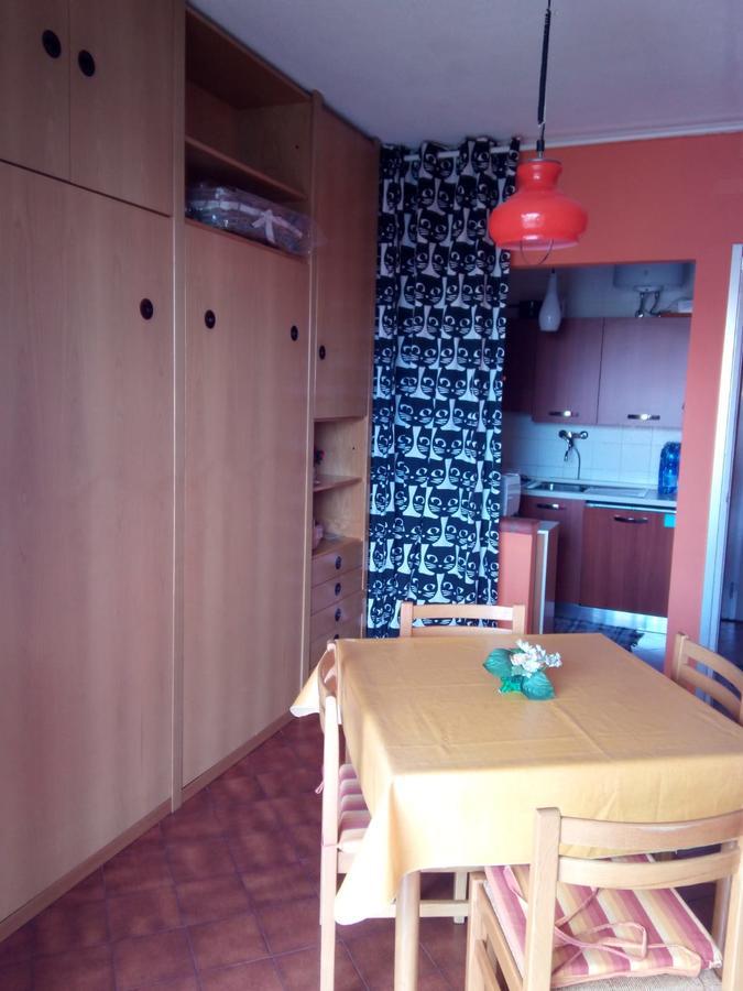 Condominio Ariazzurra S. Bart. San Bartolomeo Al Mare Ngoại thất bức ảnh